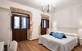 Baco Rooms